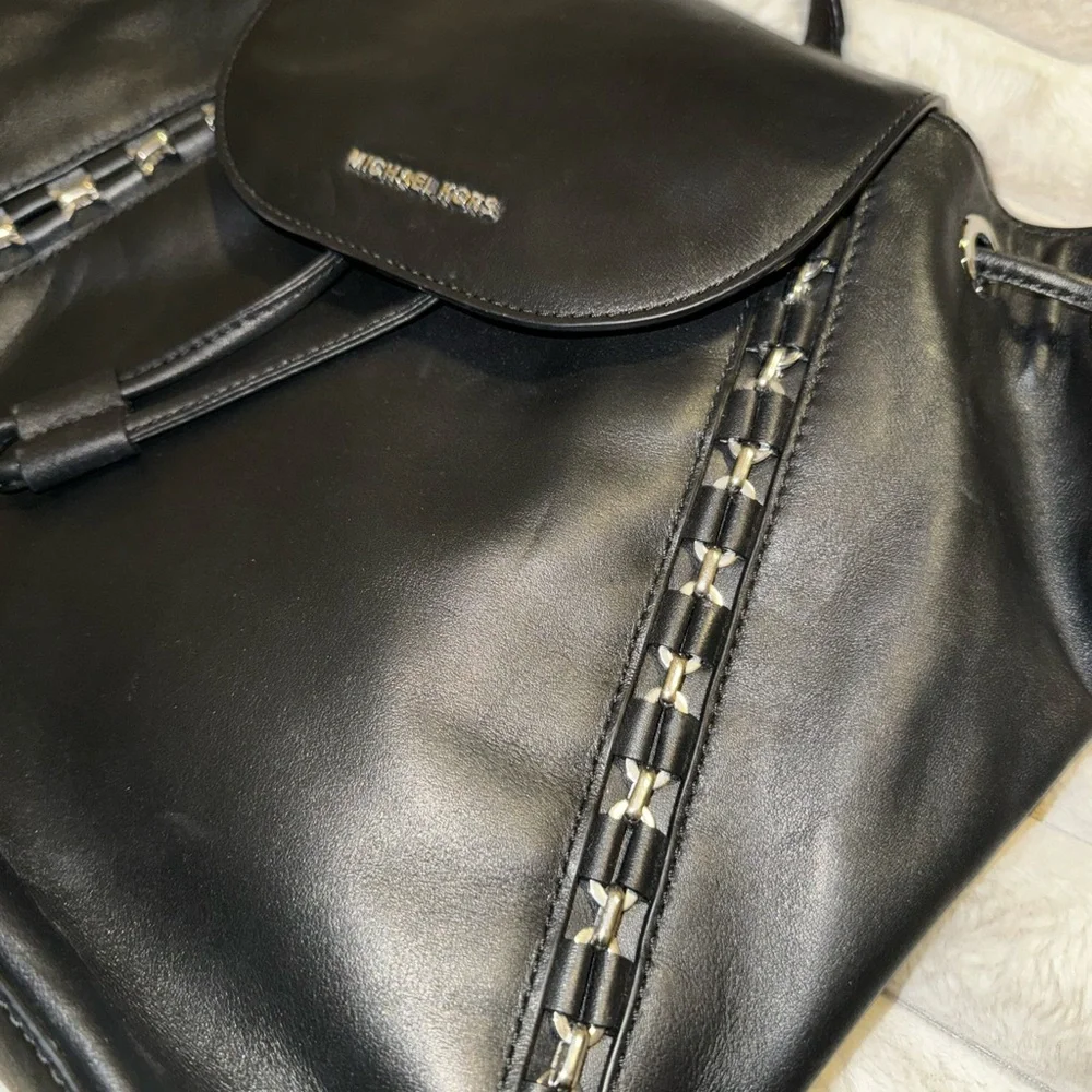 💘 MK backpack - Picture 2 of 6